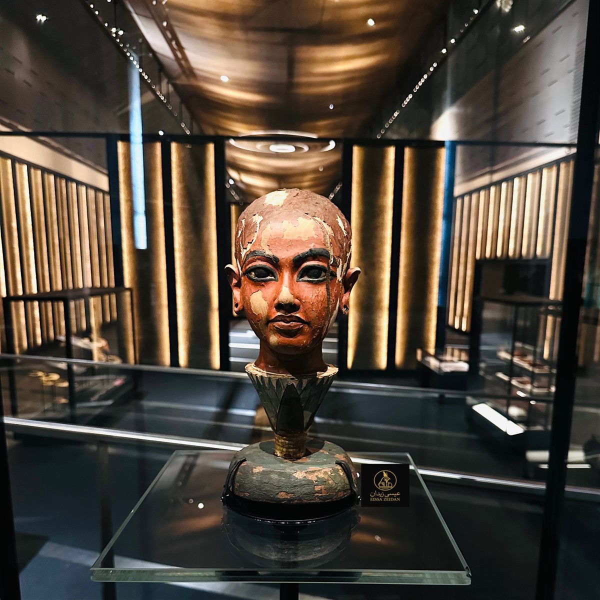 رأس توت عنخ آمون