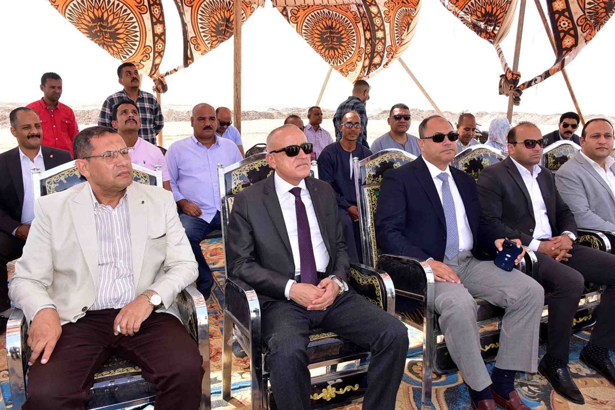 محافظ الأقصر يفتتح عددا من المشروعات التنموية 