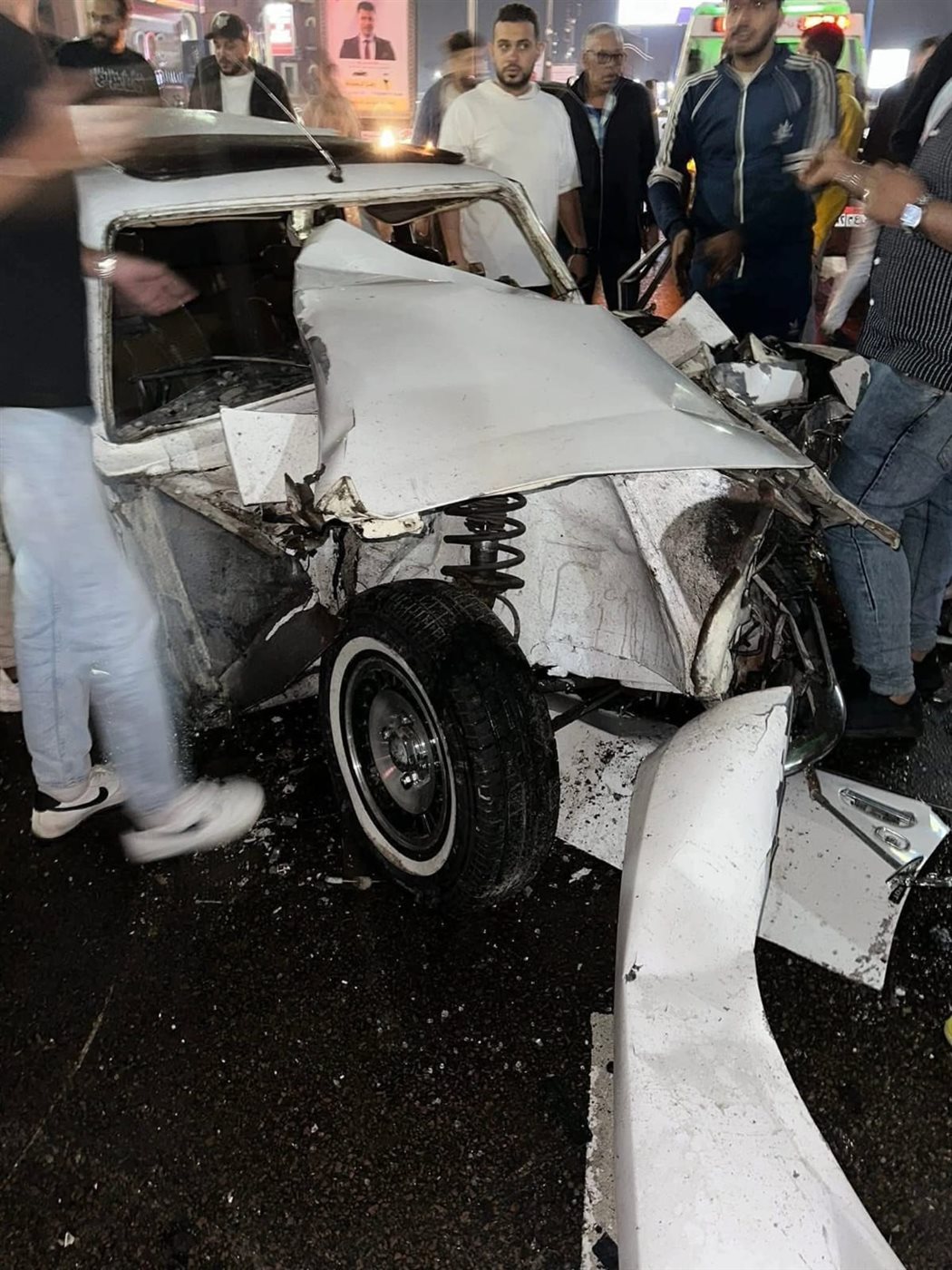 حادث تصادم لسيارتين بكورنيش الإسكندرية