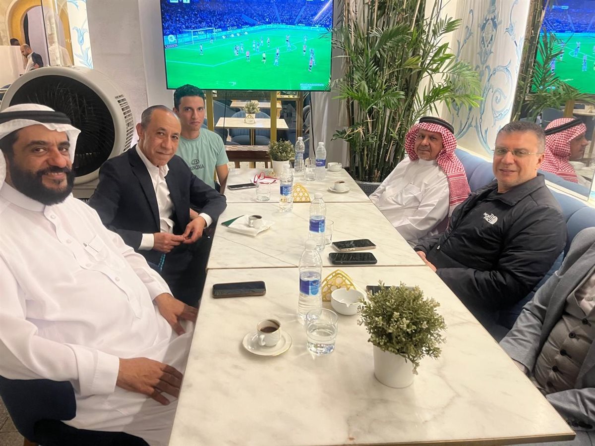 الدكتور عمرو الليثي والدكتور صالح بن إبراهيم بابعير والوفد المرافق له