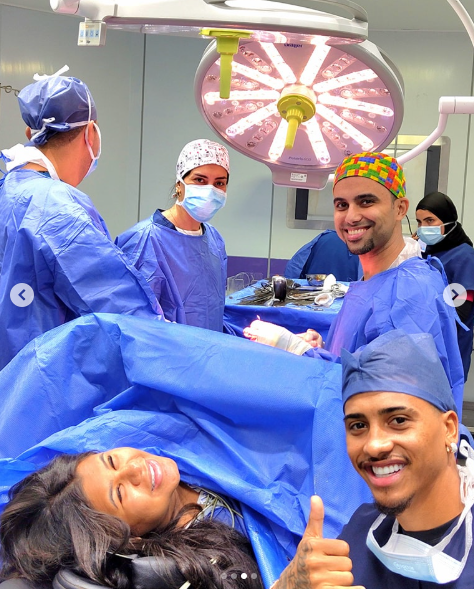 بيزيرا مع زوجته