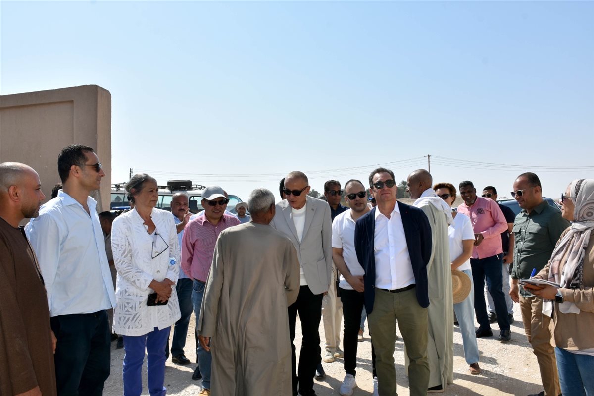 محافظ الأقصر والسفير الفرنسي 