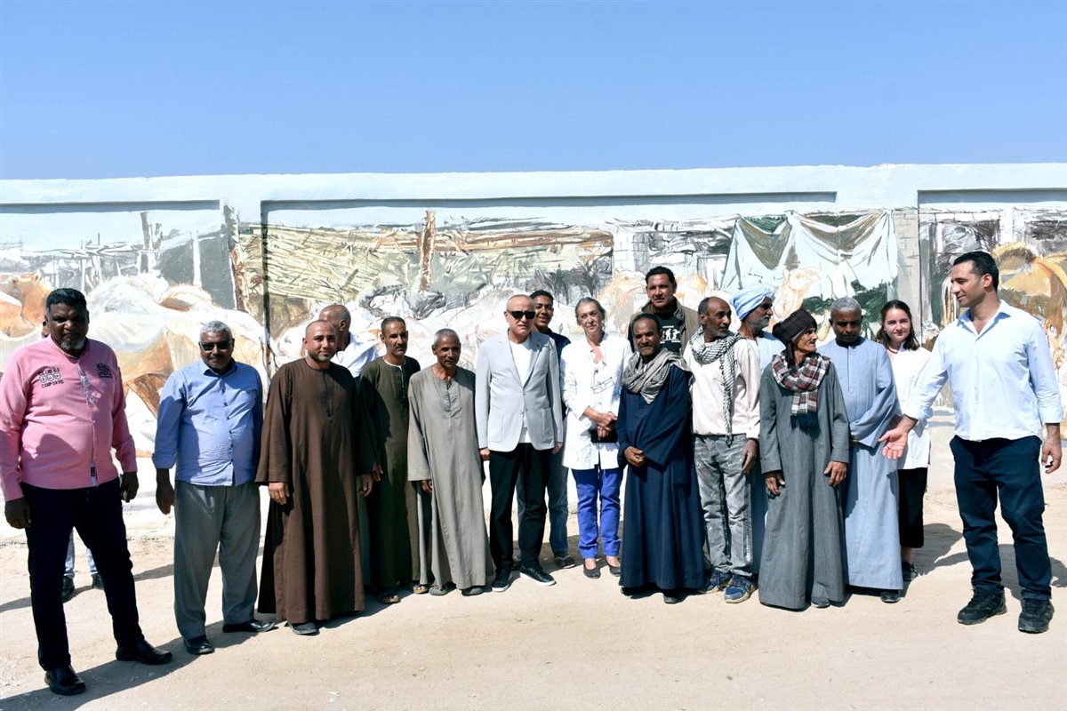 محافظ الأقصر والسفير الفرنسي 