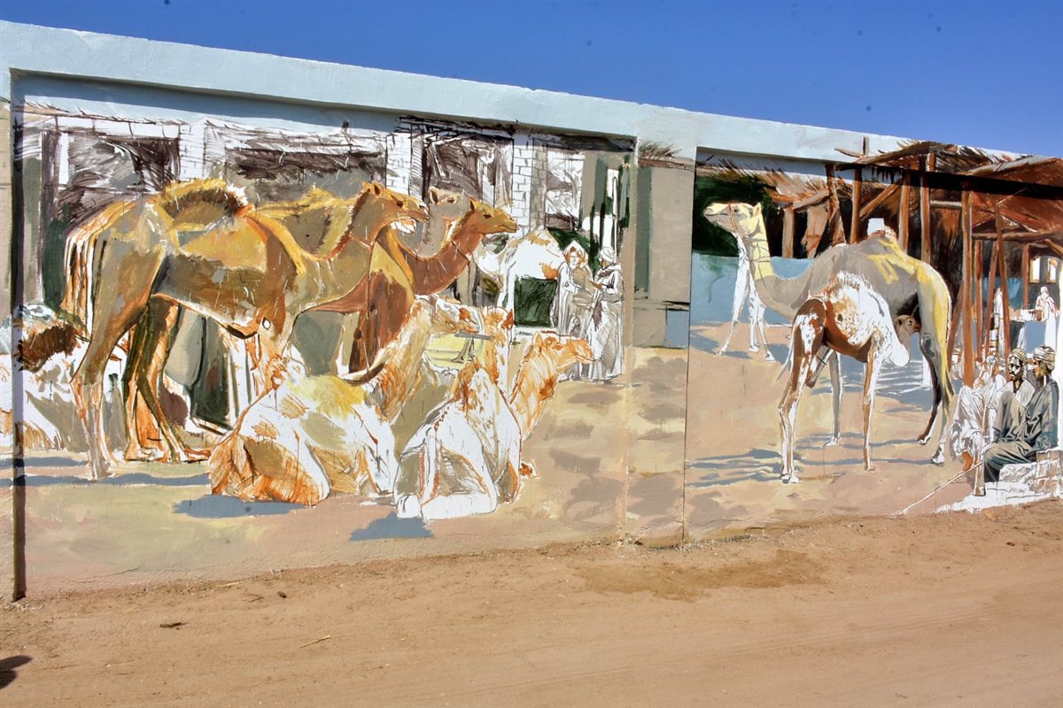 محافظ الأقصر والسفير الفرنسي 