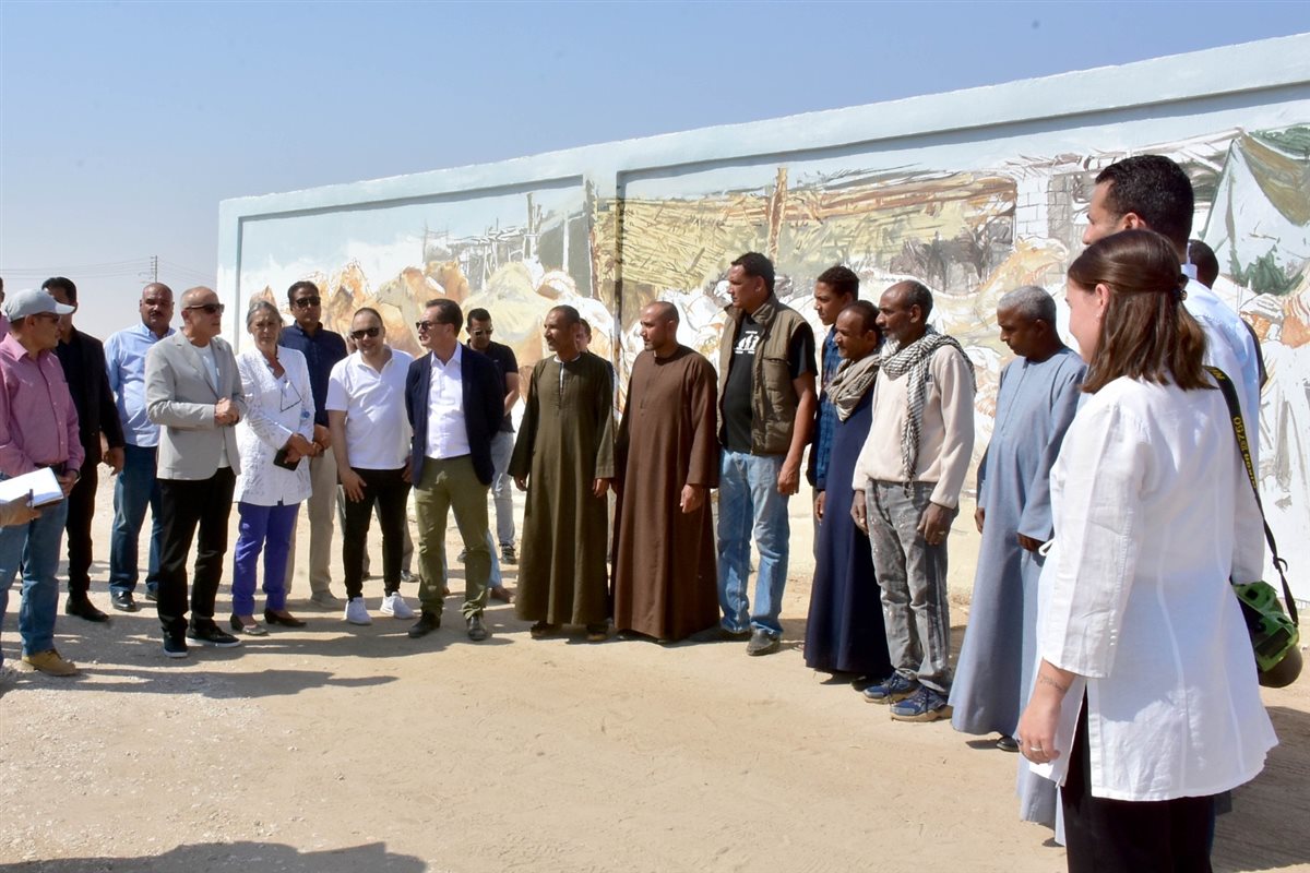 محافظ الأقصر والسفير الفرنسي 