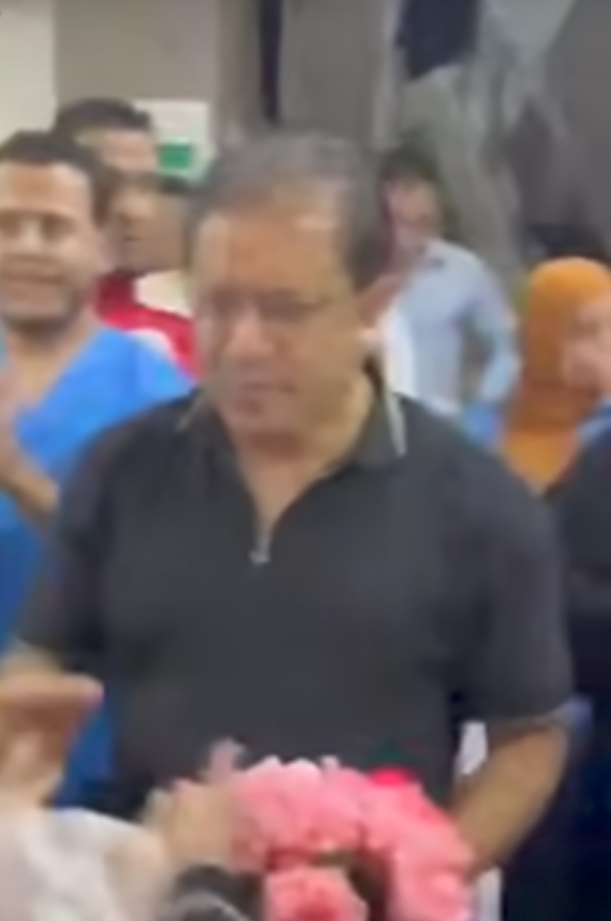 ممر شرفي لوداع مدير مستشفى سرس الليان