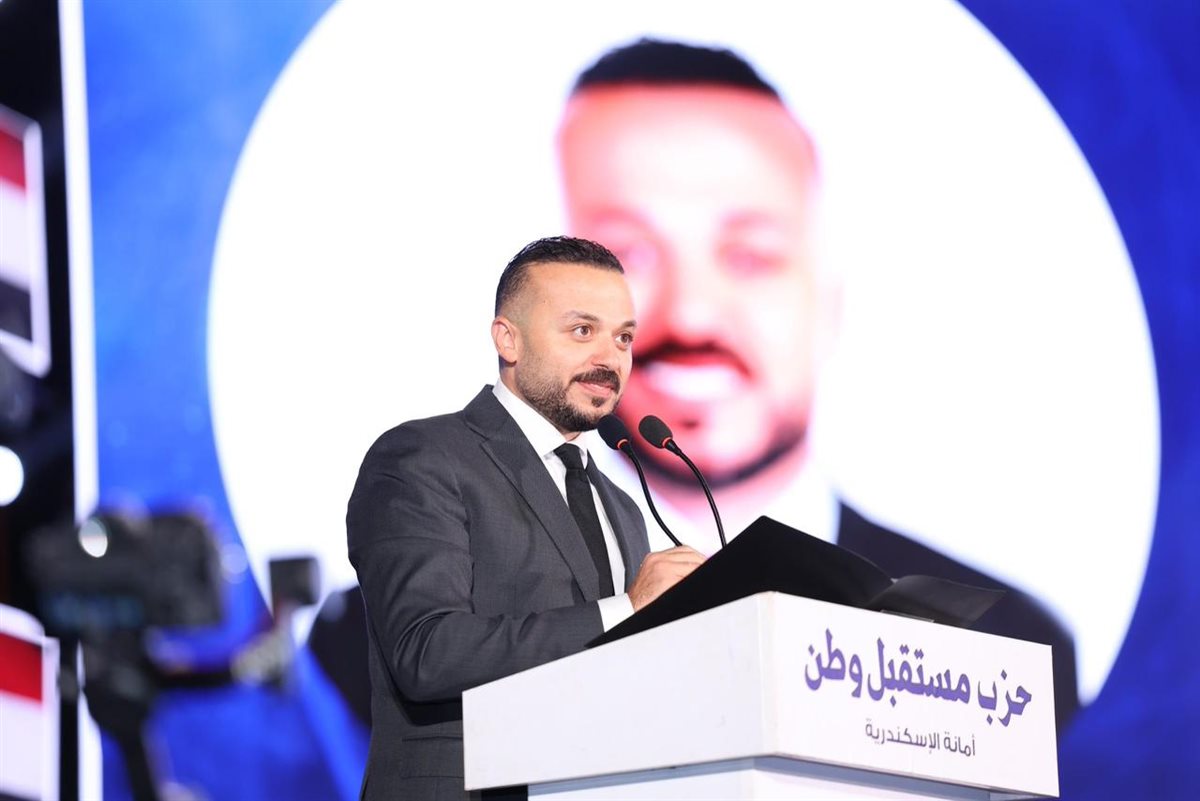 النائب محمد الجارحي من مؤتمر مستقبل وطن