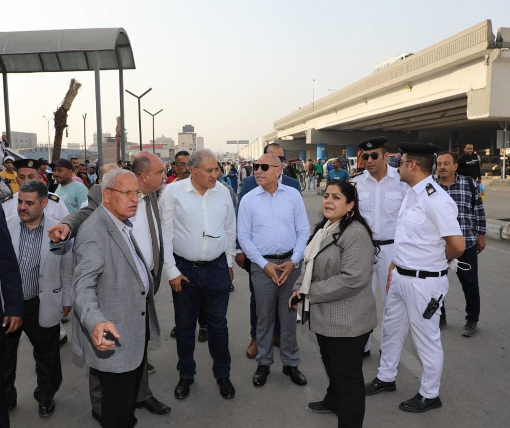 حملة مكبرة على السائقين المخالفين بالمواقف العشوائية