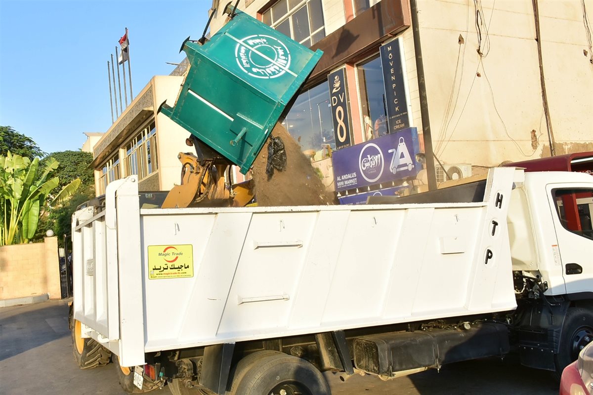 محافظة الأقصر تطلق منظومة جمع القمامة آليا 