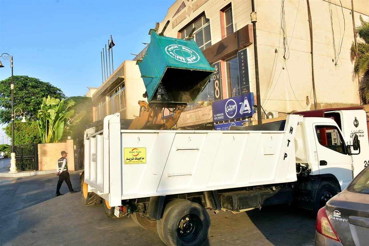 محافظة الأقصر تطلق منظومة جمع القمامة آليا 