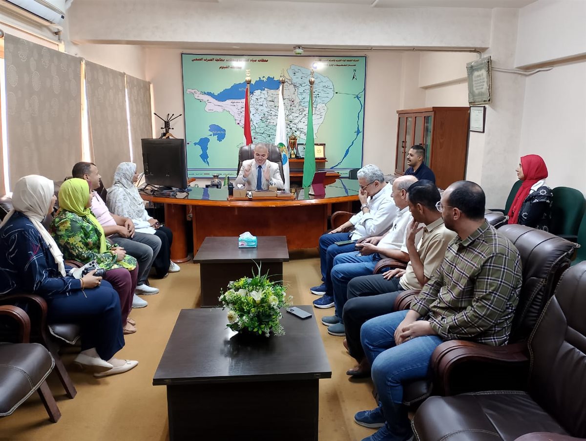 بعد توليه منصبه.. رئيس مياه الفيوم يعقد أول اجتماع مع رؤساء القطاعات ومديري العموم