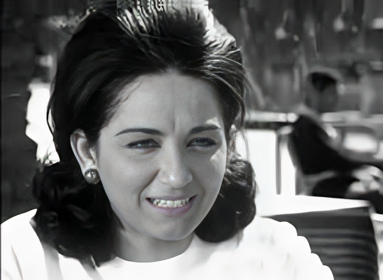 الفنانة إنعام الجريتلي