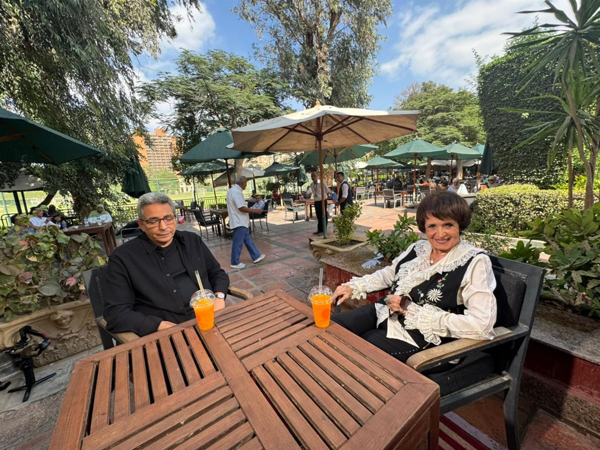 سميرة أحمد ضيفة برنامج باب الخلق مع محمود سعد على شاشة النهار