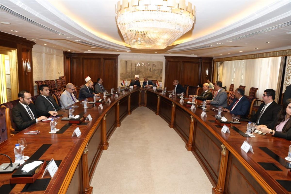 وزير الأوقاف ورئيس شركة العاصمة الإدارية للتنمية العمرانية يوقعان بروتوكول تعاون بشأن إدارة وتشغيل مسجد مصر 
