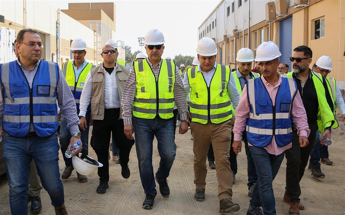 خلال الزيارة