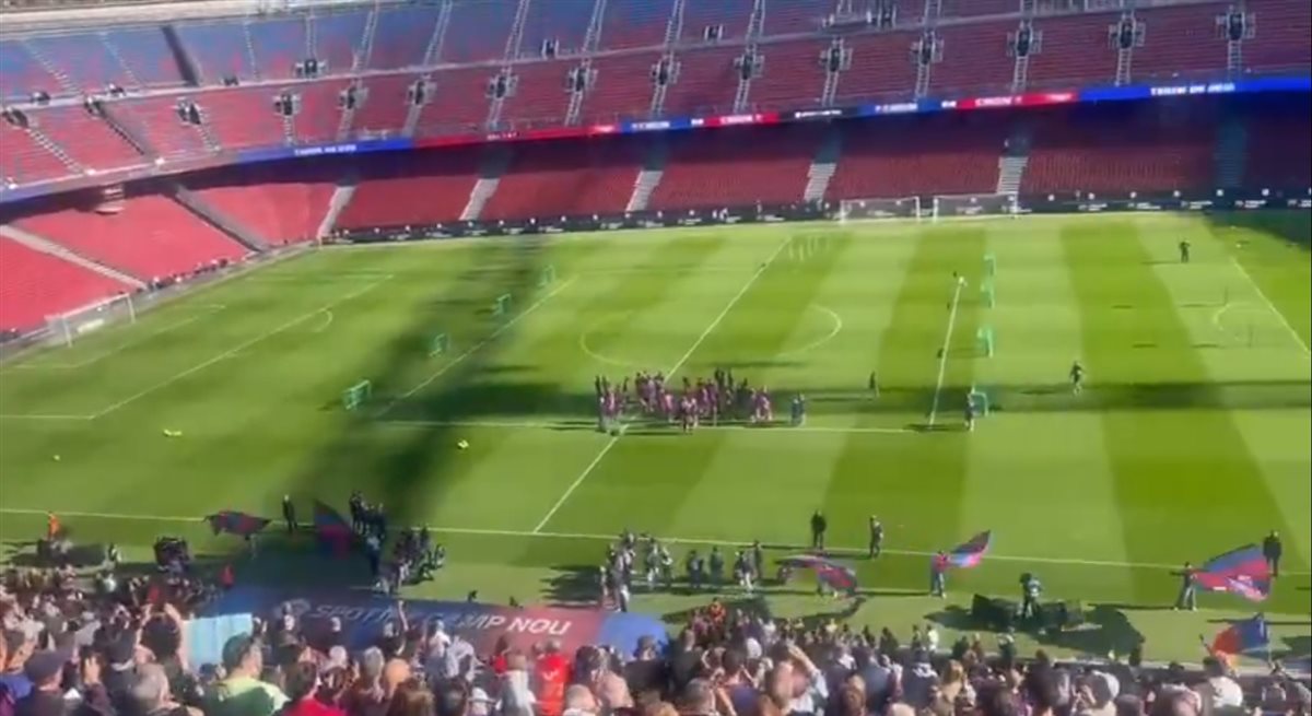 <strong>برشلونة يفتح كامب نو أمام الجماهير بعد تجديده&nbsp;</strong>