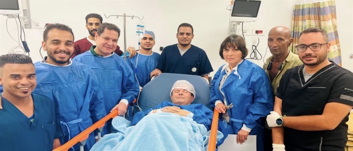 أطباء الاقصر ينقذون حياة سائح اجنبي 