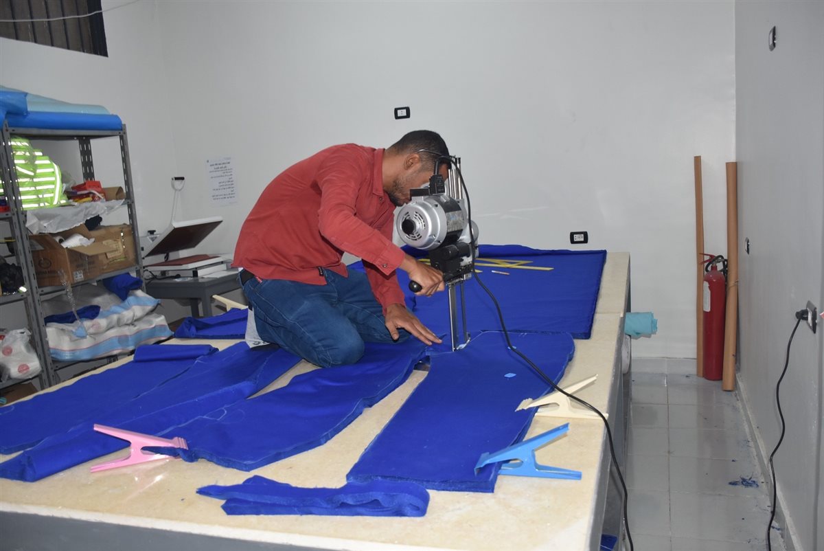 اول مصنع للملابس داخل شركة مياه الاقصر