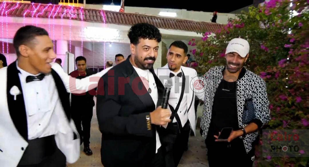 أول صور للحظة مغادرة الفنان إسماعيل الليثي فرح أسيوط قبل لحظات من الحادث