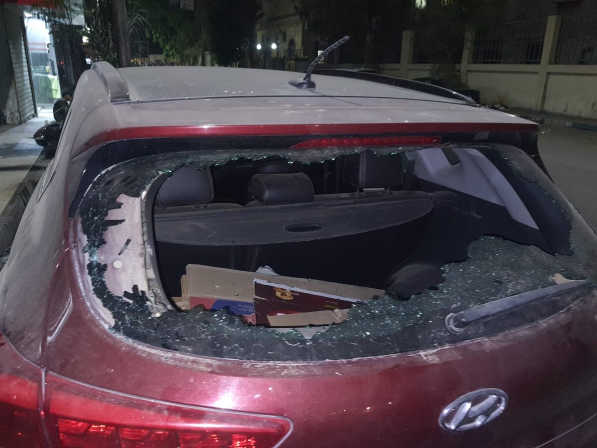 العربيات المحطمة