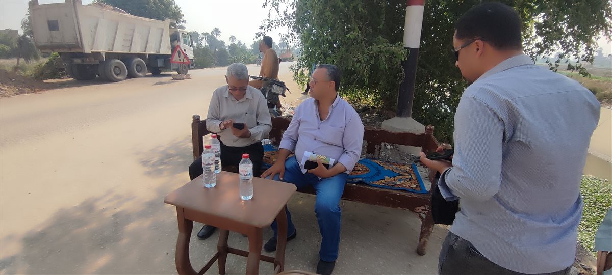 انهيار كوبري مشاة بقرية الواقات بطما