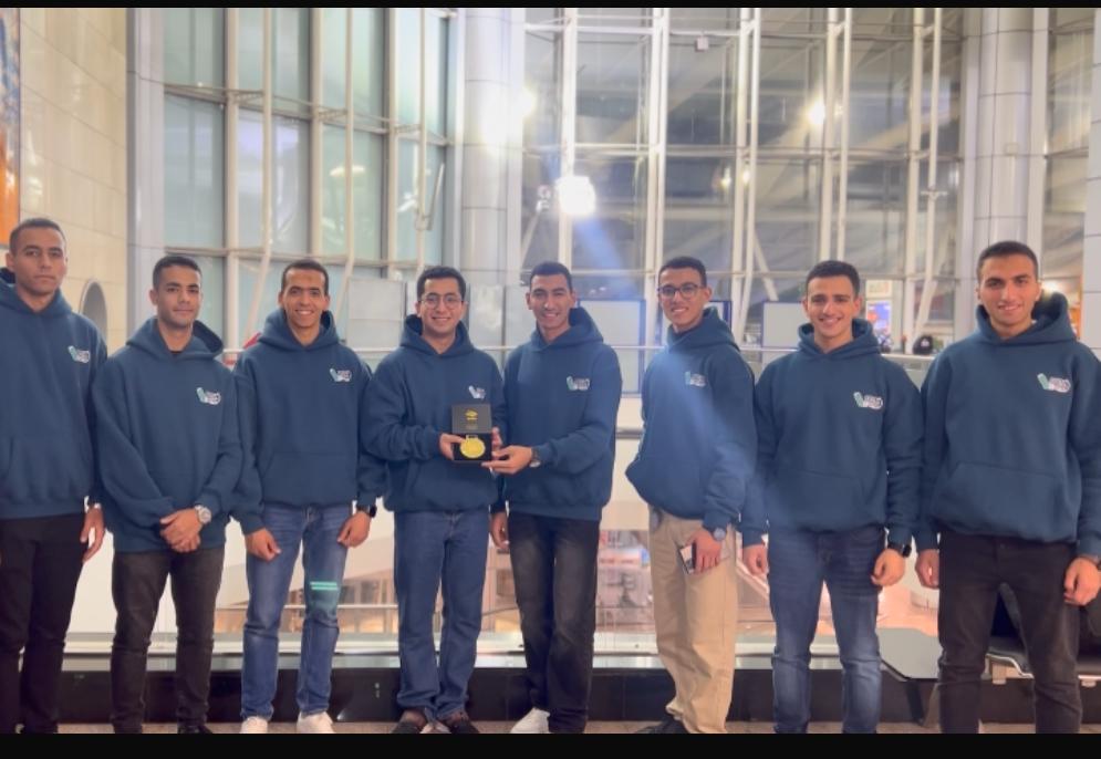  الميدالية الذهبية فى المسابقة العالمية للهندسة الوراثية 