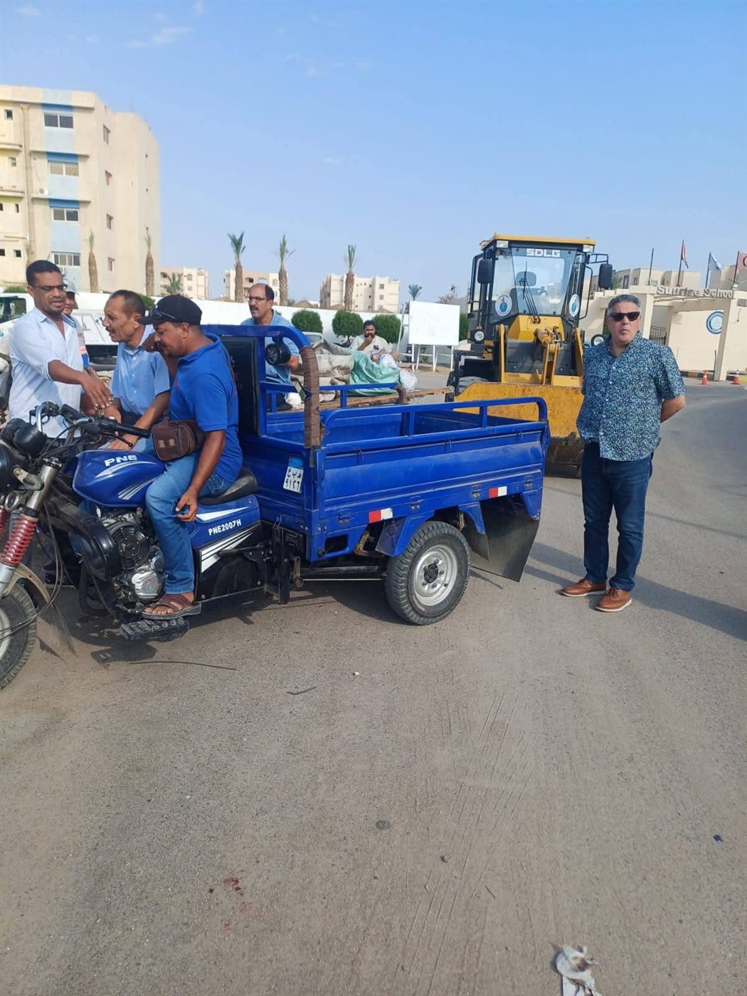  اللواء أحمد جبر رئيس حي جنوب يطارد التروسيكلات 