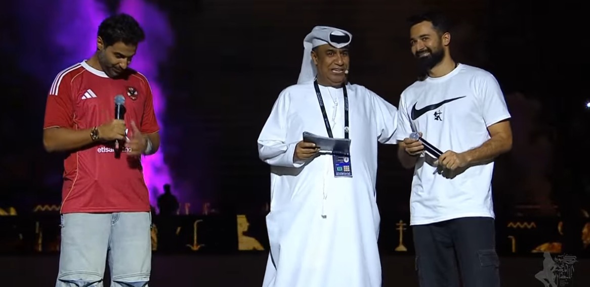 أحمد فهمي وأحمد حاتم يحضران نهائي كأس السوبر المصري