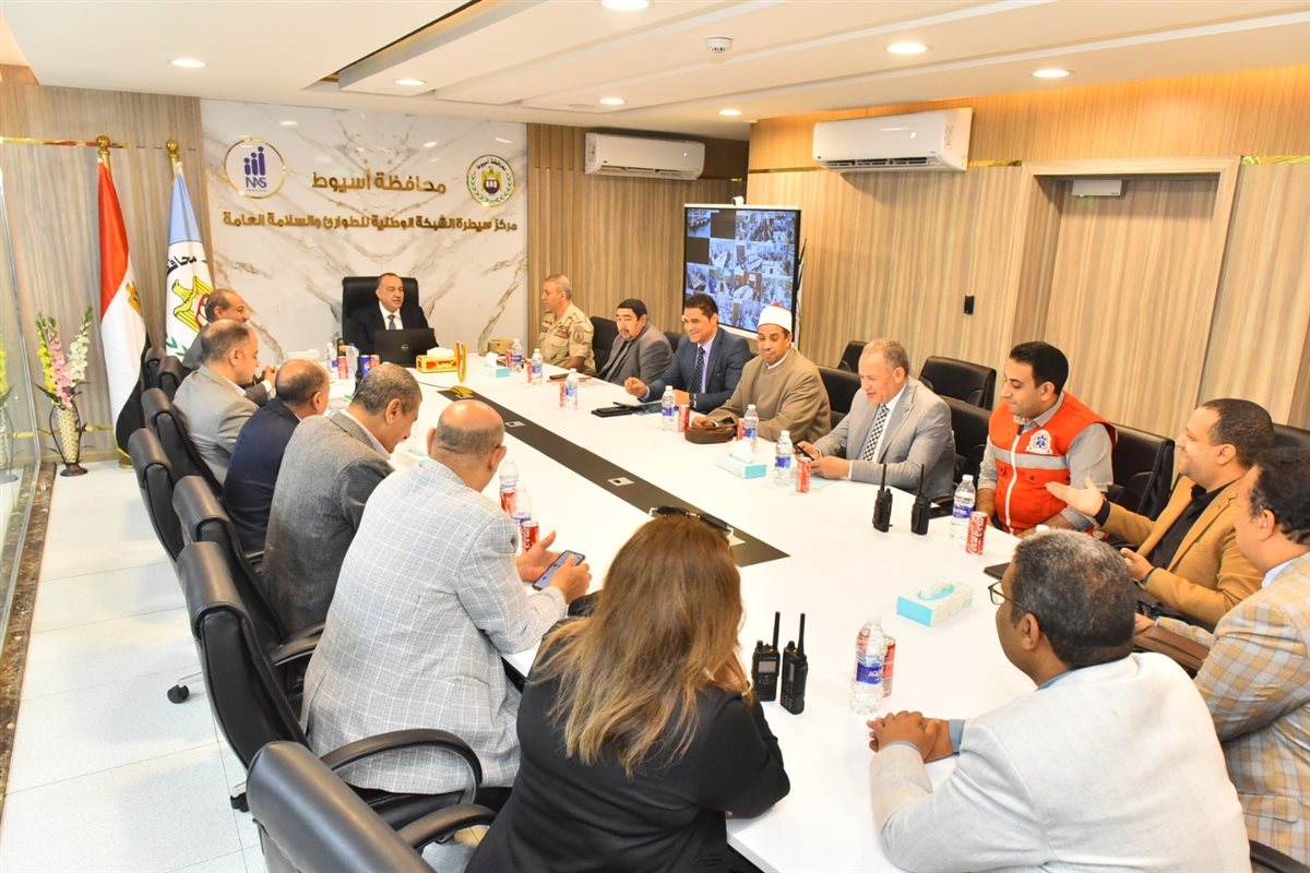 محافظ أسيوط