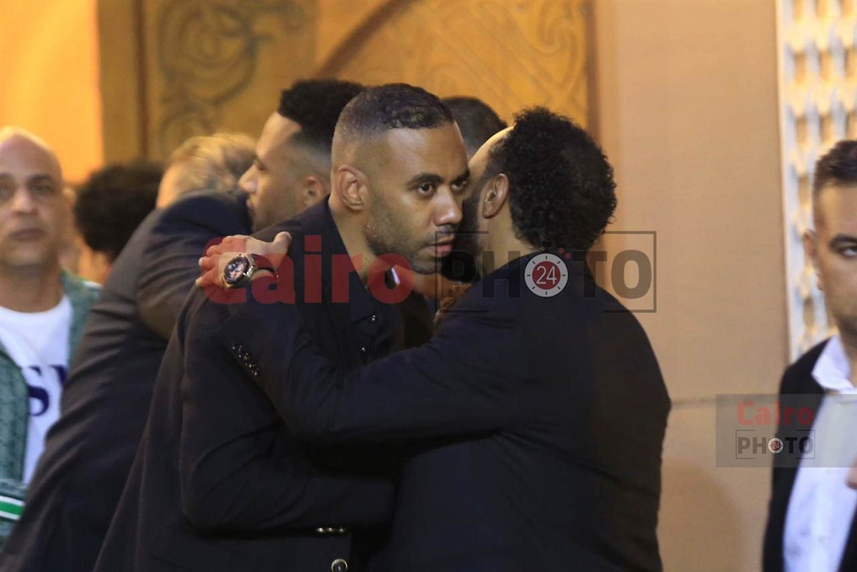 نجوم الفن والإعلام في عزاء والد محمد رمضان بمسجد الشرطة بالشيخ زايد