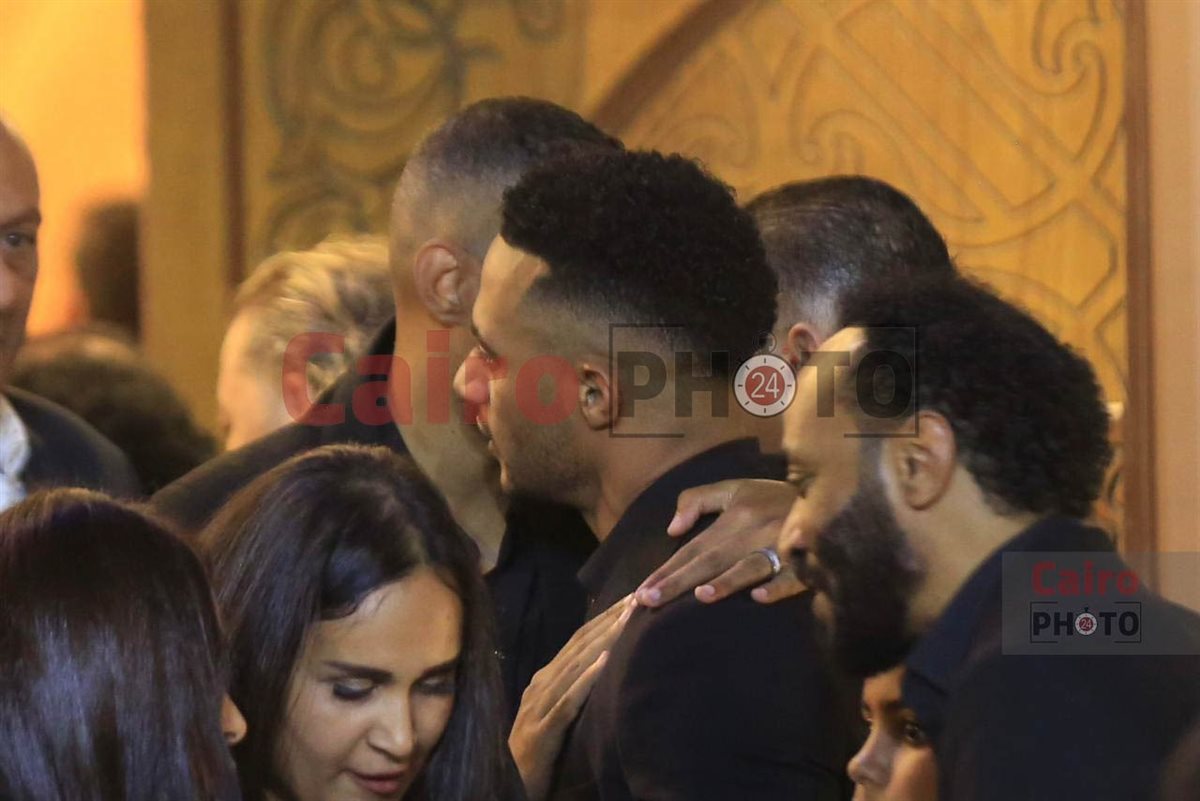 نجوم الفن والإعلام في عزاء والد محمد رمضان بمسجد الشرطة بالشيخ زايد