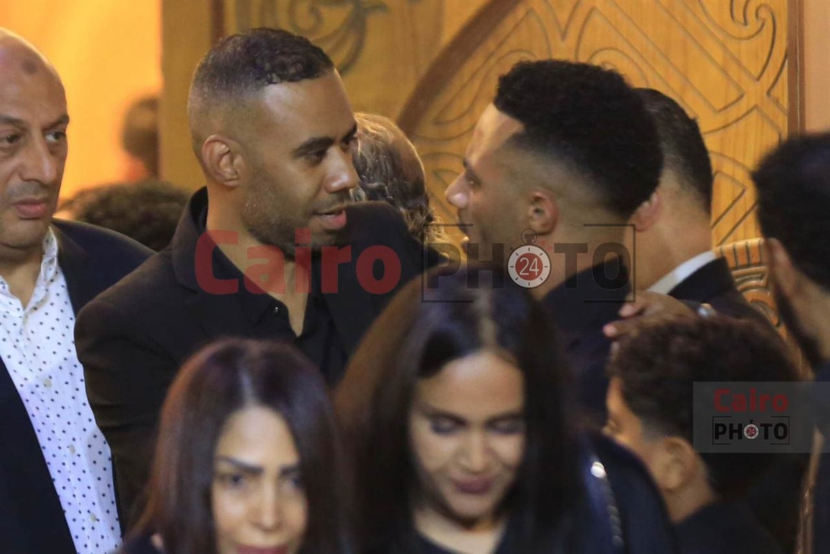 نجوم الفن والإعلام في عزاء والد محمد رمضان بمسجد الشرطة بالشيخ زايد