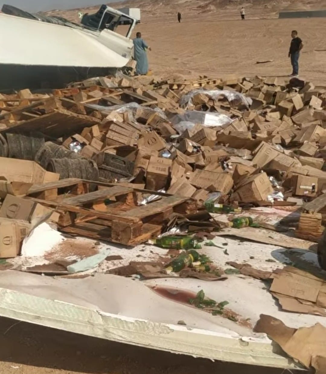 السيارة المتسببة في الحادث بطريق شرم الشيخ 