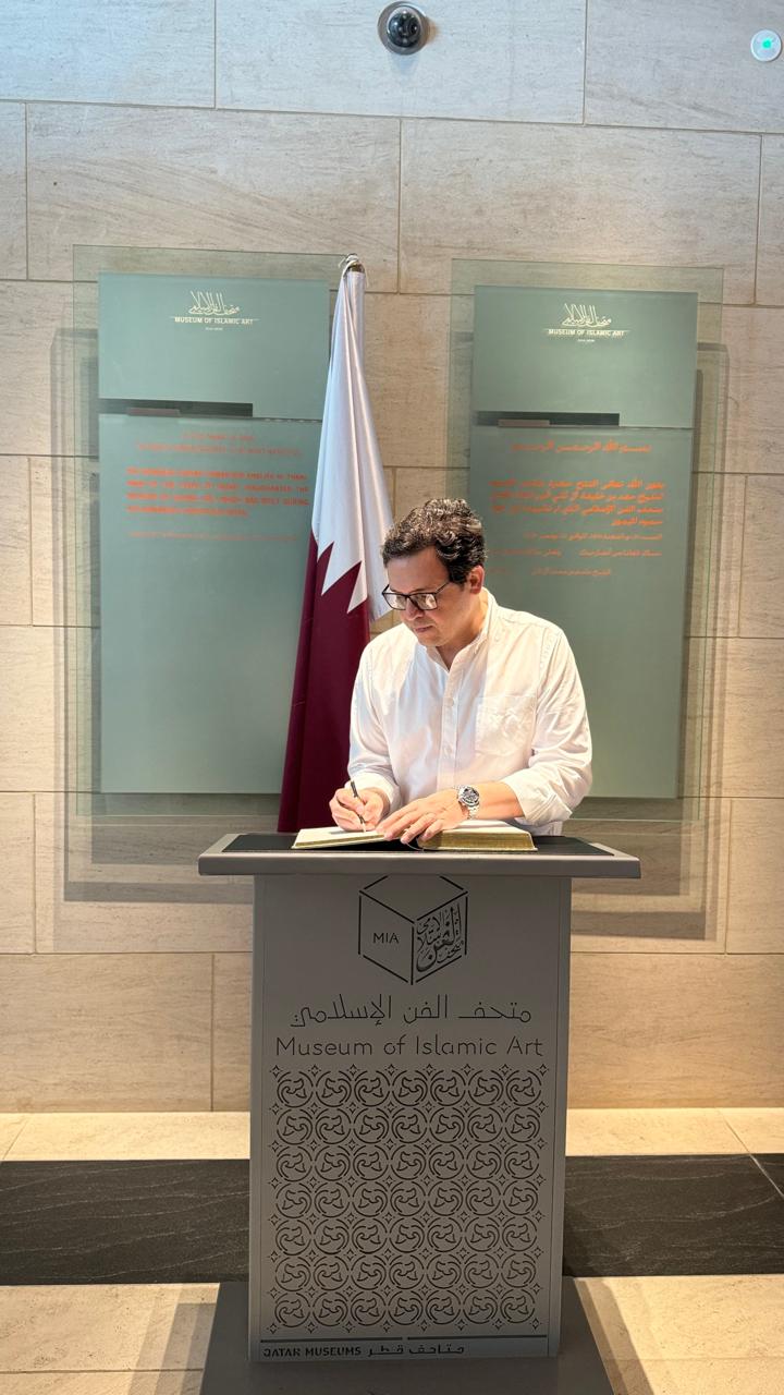 زيارة الوزير للمتحف 