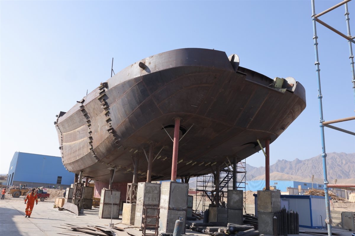 بناء يخت سياحي