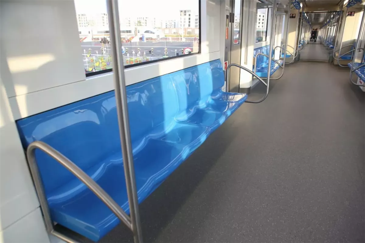 عربات المترو الجديدة