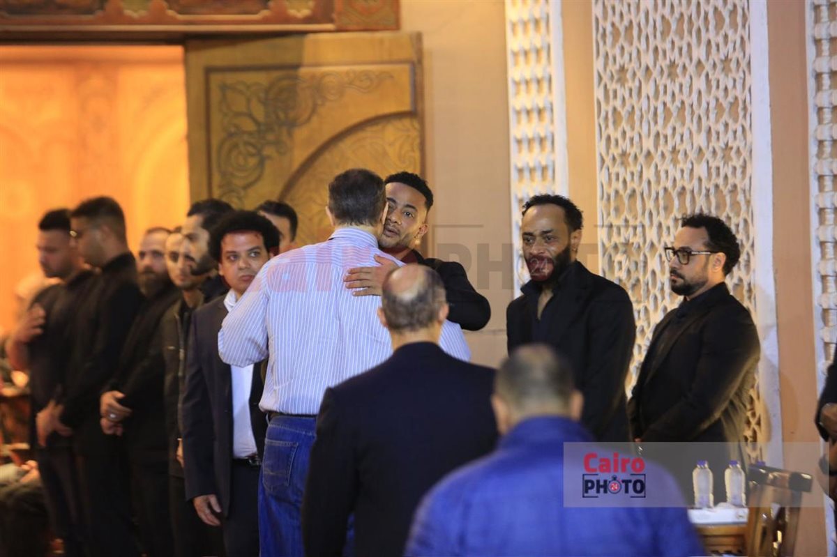 جمال وعلاء مبارك في عزاء والد الفنان محمد رمضان