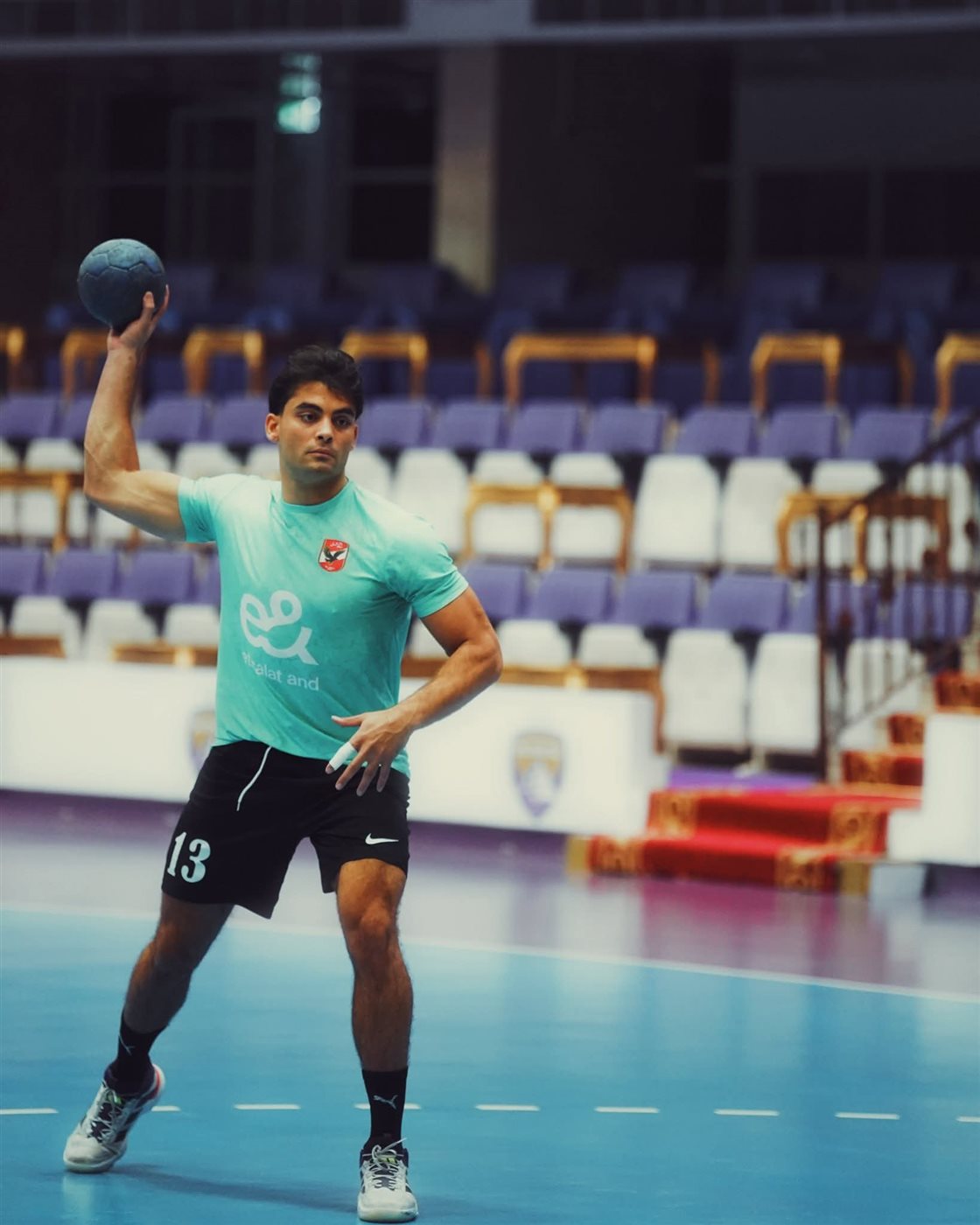 <strong>رجال يد الأهلي يؤدون مرانهم الأول في الإمارات استعدادًا لمواجهة سموحة بالسوبر المصري</strong>