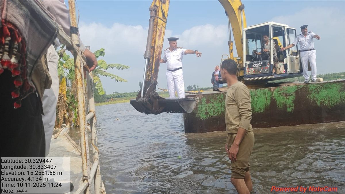 حملات إزالة على منازل طرح النهر في المنوفية 