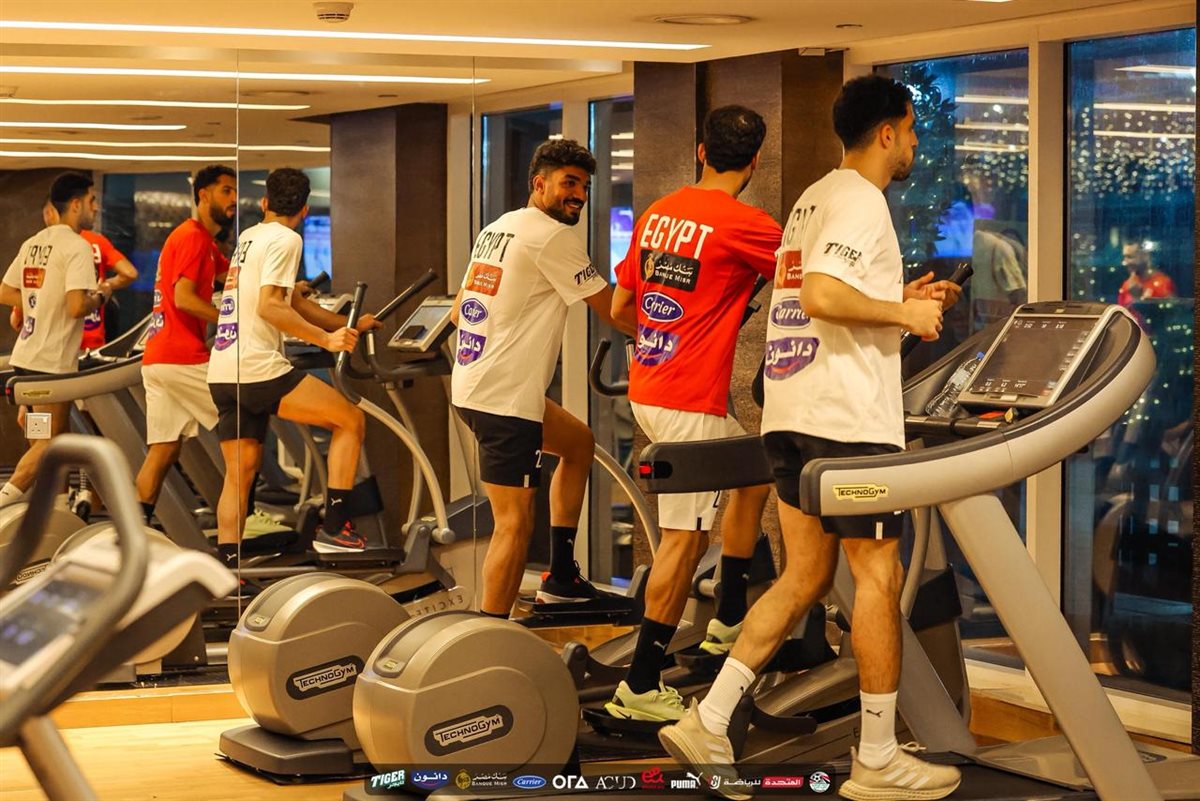 مران استشفائي للاعبي منتخب مصر (8)