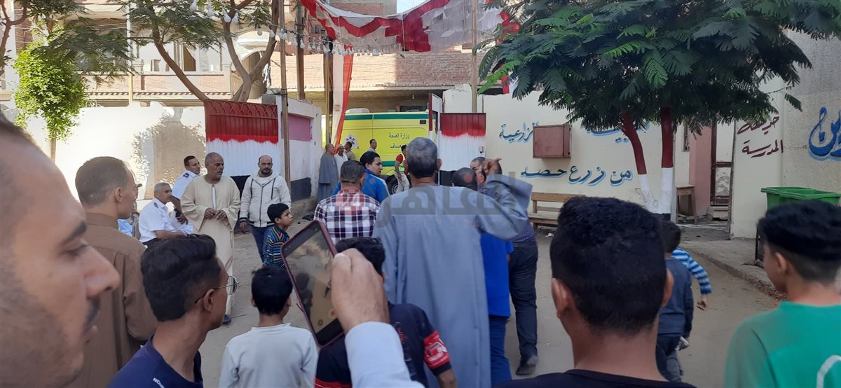 إصابة مستشار في إحدى لجان الفيوم بحالة إعياء ونقله للمستشفى.. والدفع بآخر بديلا له