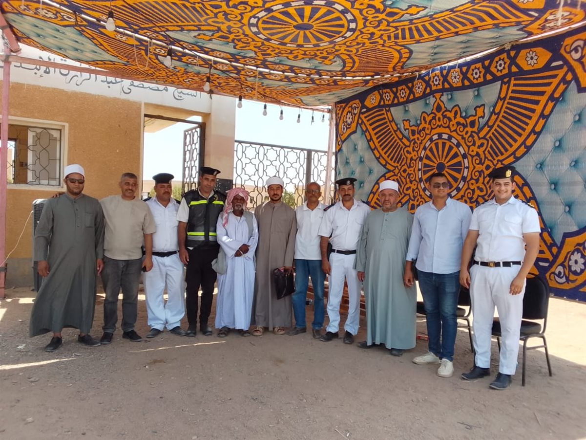 بدون انحياز لأي مرشح.. أئمة الأوقاف في مقدمة المشاركين في انتخابات مجلس النواب 2025