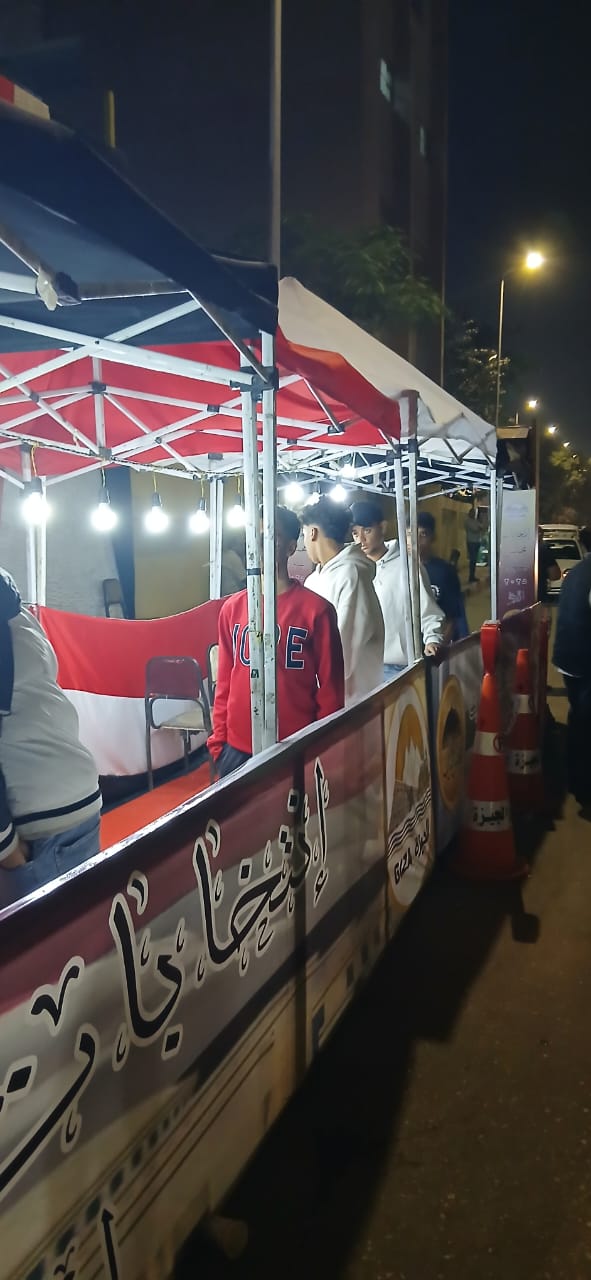 توافد كثيف للشباب على لجان الجيزة قبل أقل من ساعتين إغلاق التصويت في انتخابات النواب