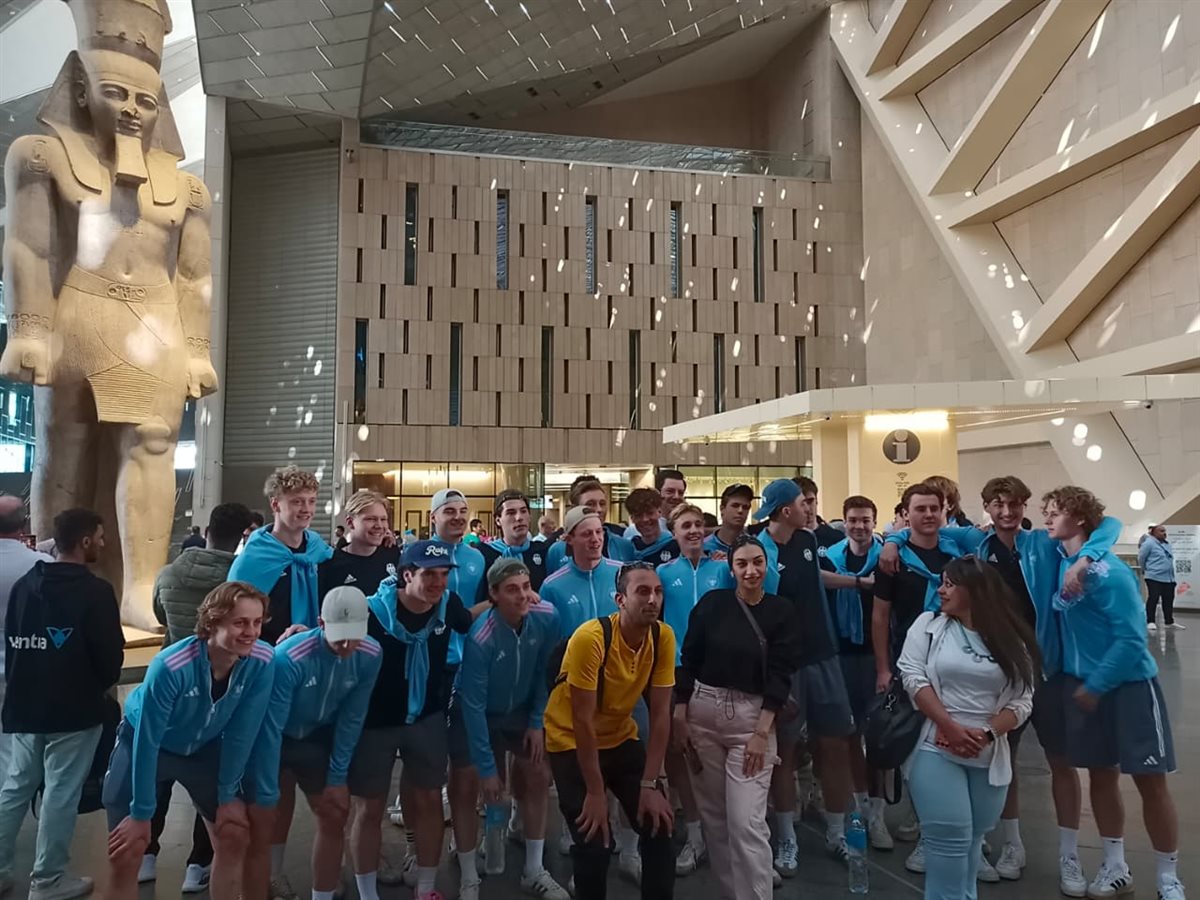 <strong>منتخب ألمانيا للهوكي يزور الأهرامات والمتحف المصري الكبير</strong>