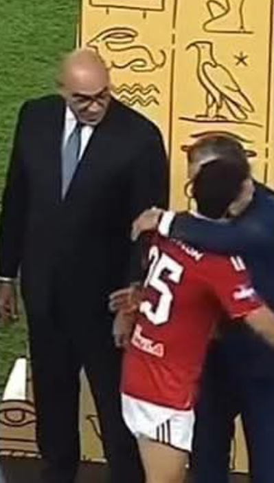 احمد سيد زيزو لاعب النادي الاهلي خالد مرتجي وهشام نصر