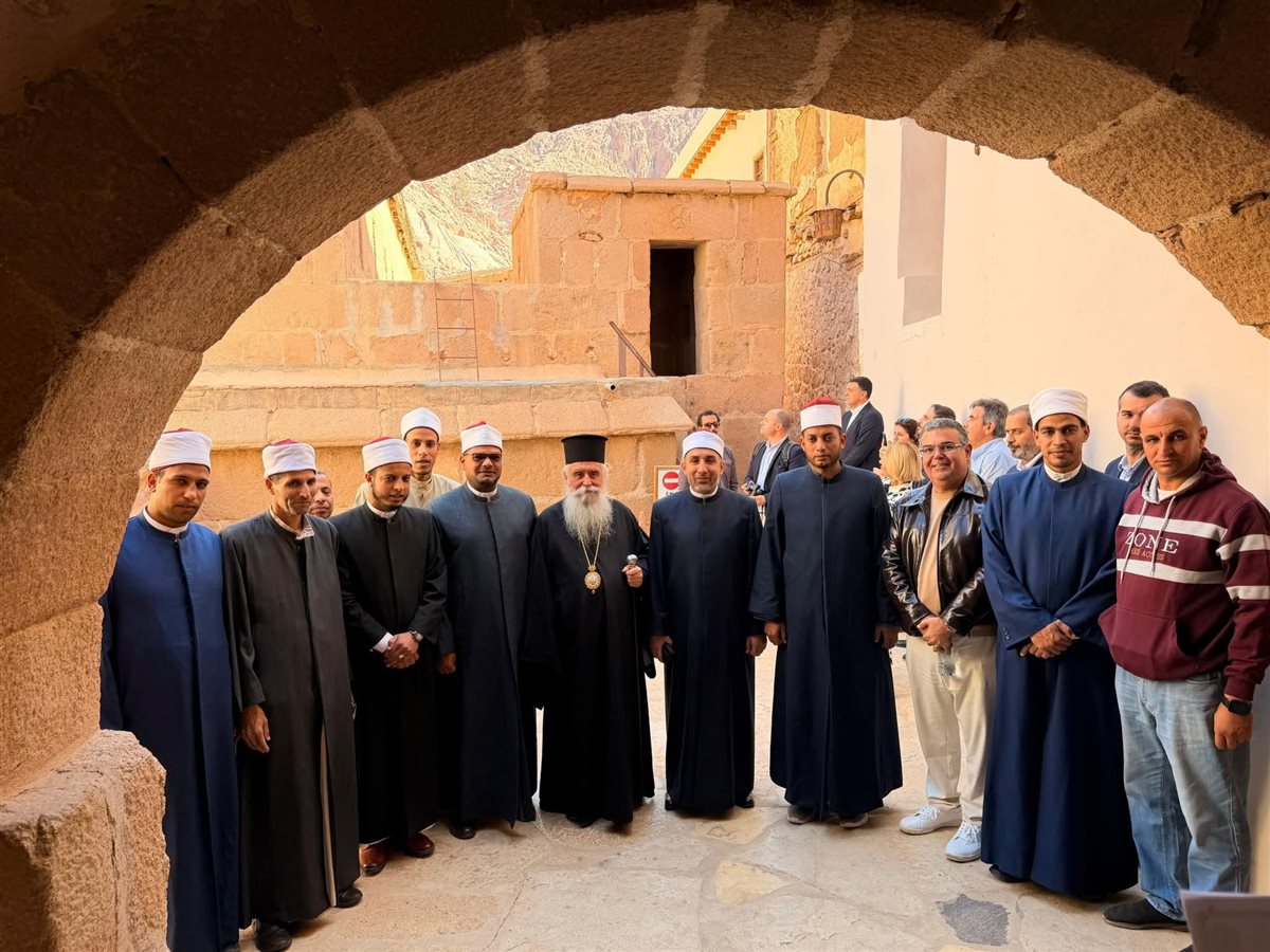 قافلة مجمع البحوث الإسلامية تزور سانت كاترين 