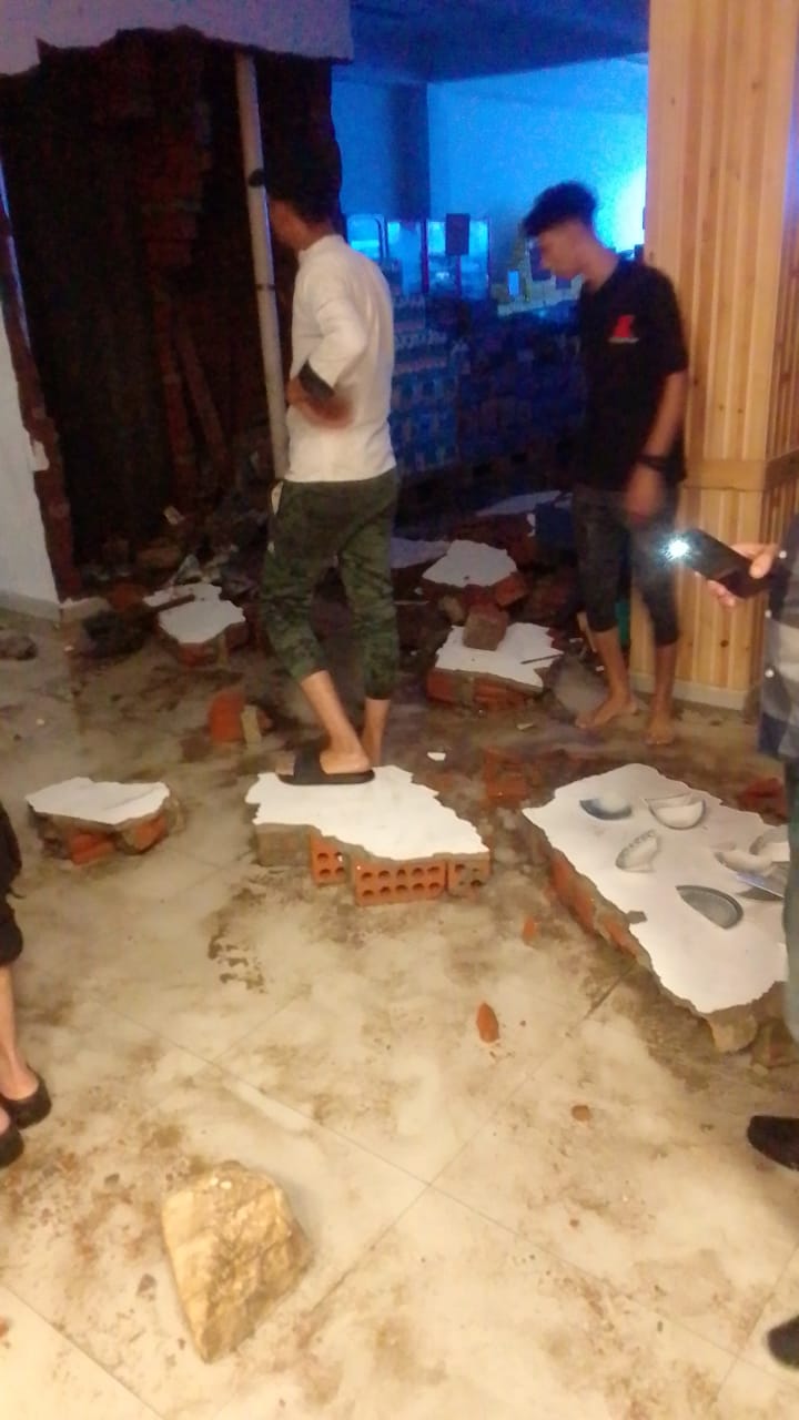 انهيار جدار بمول داون تاون العرب ببورسعيد 