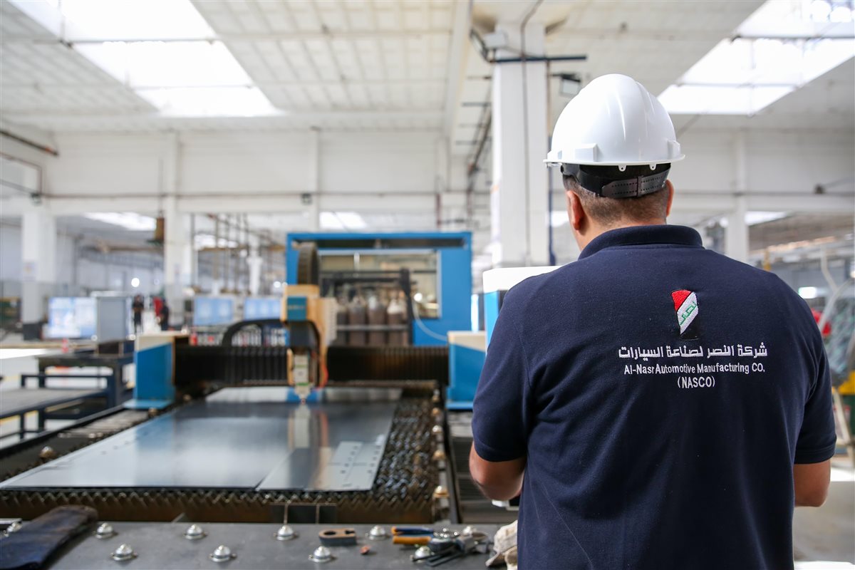 وزير قطاع الأعمال يتفقد مصانع شركة النصر للسيارات