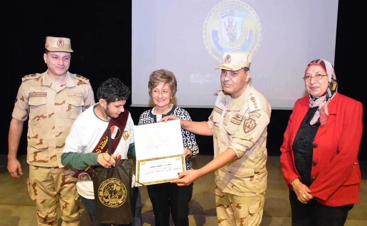 إدارة التجنيد والتعبئة تقدم التيسيرات التجنيدية لأبناء الوطن من ذوى الهمم بعدد من المحافظات