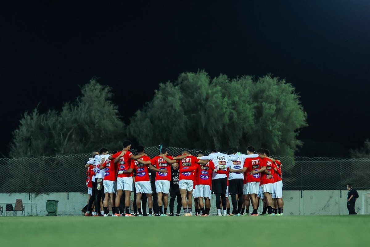 <strong>منتخب مصر يختتم تدريباته استعدادا لمواجهة أوزبكستان غدا </strong>